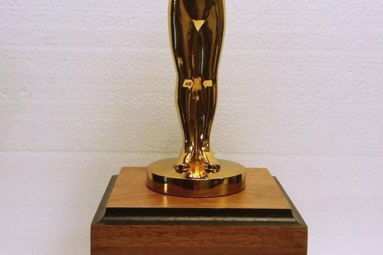 Στοίχημα Όσκαρ 2025: προγνωστικά, αποδόσεις και τα μεγάλα φαβορί στις νόμιμες στοιχηματικές